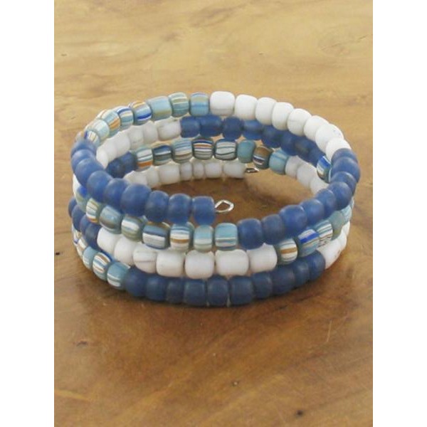 spiral glass bead bracelet blue/wht