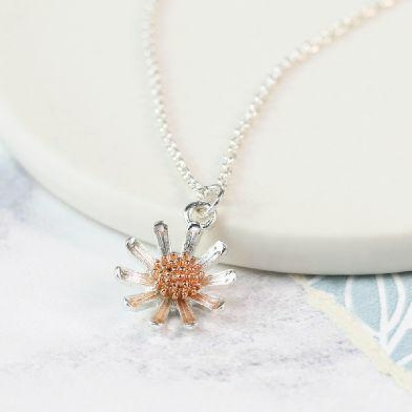 Silver plated and rose gold daisy necklace