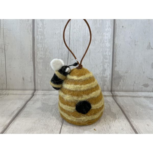 Hanging Wool Beehive with Bee