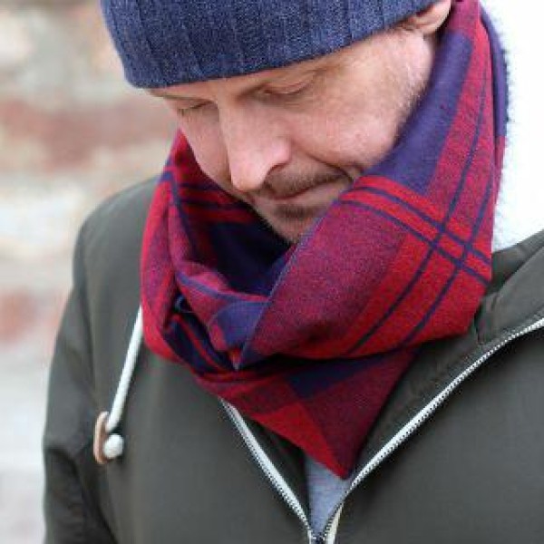 Mens Scarf Navy and Red Check